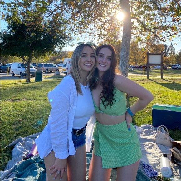 Green and white checkered set from Purr Melrose!! - Picture 2 of 4